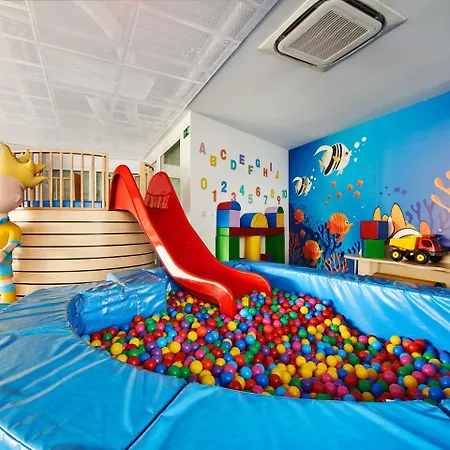 Vacationclub - Olympic Park A405 * 科沃布热格